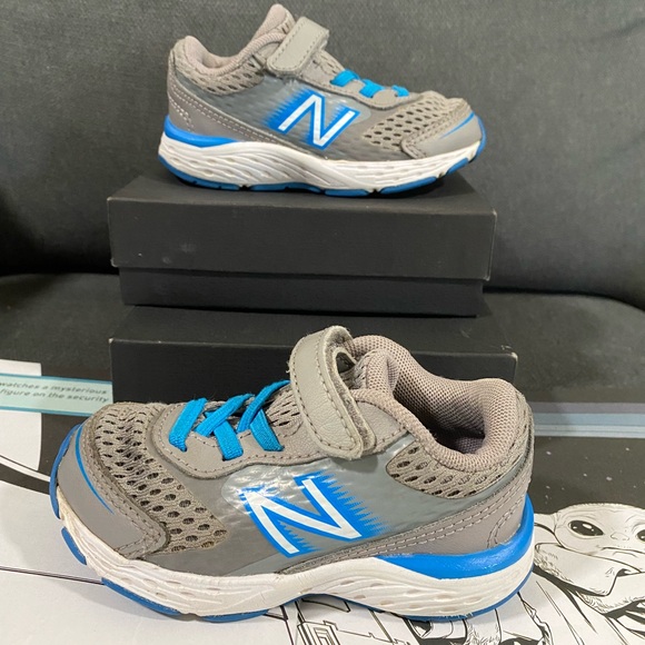 New Balance Infant/Toddler Sneaker-Size 5.5 - Picture 1 of 14